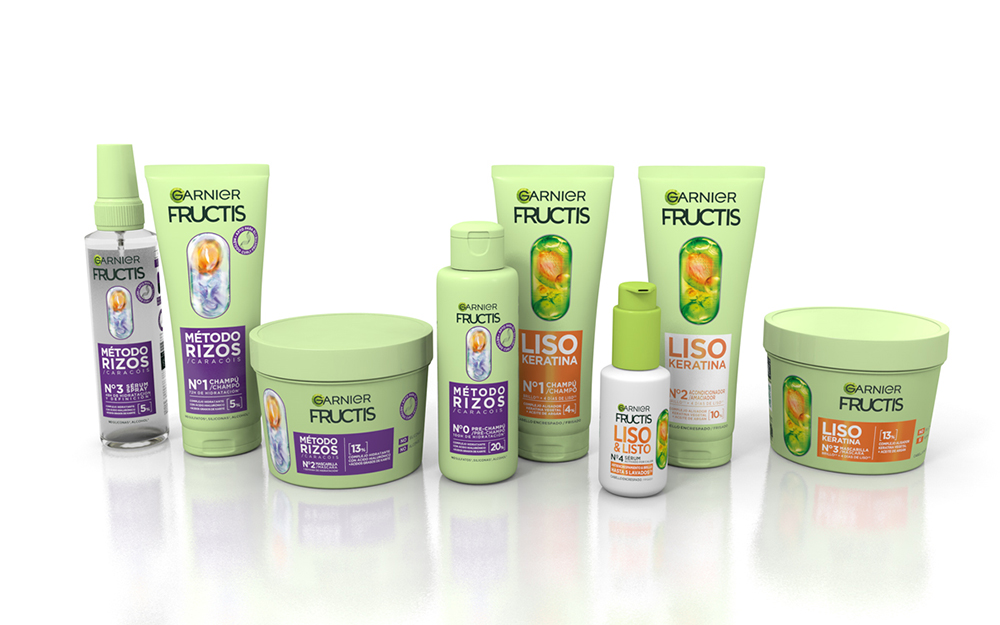 3D Still life of Fructis